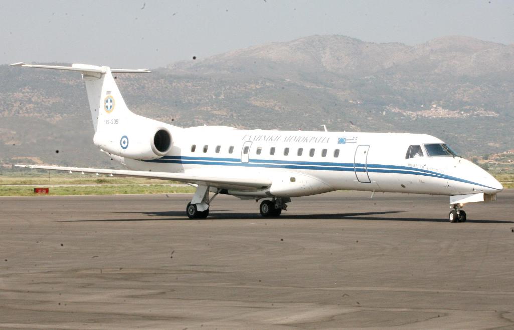 Περιπέτεια για το πρωθυπουργικό αεροσκάφος με τον Τσίπρα – Προσγειώθηκε Θεσσαλονίκη με την τρίτη προσπάθεια