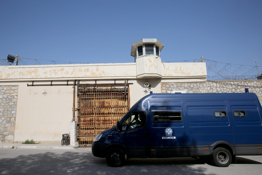 Κρατούμενοι έδειραν υπαρχιφύλακα των φυλακών Νιγρίτας – Έρευνα από το υπ. Δικαιοσύνης