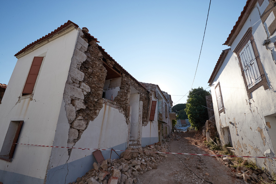 Σεισμός Λέσβος: Πάνω από 1000 τα μη κατοικήσιμα κτίσματα