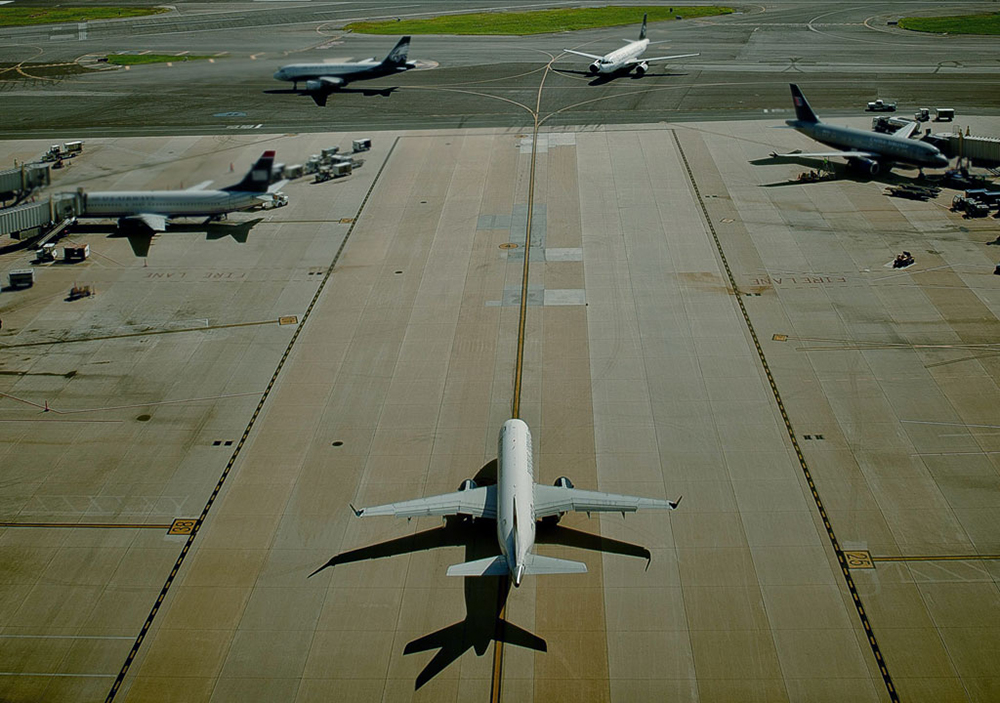ΗΠΑ: Τι προβλέπουν τα νέα μέτρα ασφαλείας στις πτήσεις