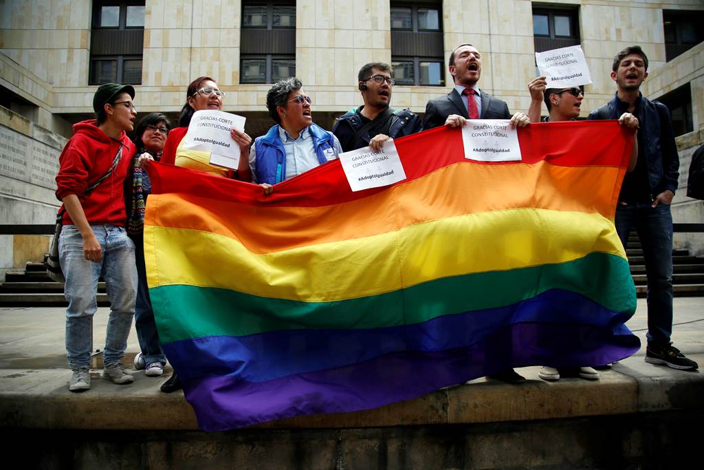 Κολομβία: Οι συμμορίες εξολοθρεύουν τη γκέι κοινότητα