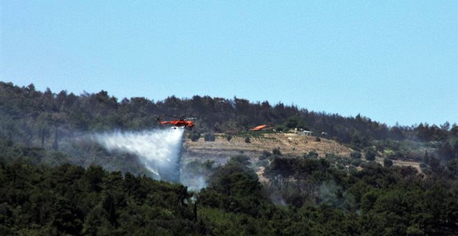 Μεγάλες πυρκαγιές στην ανατολική Μάνη