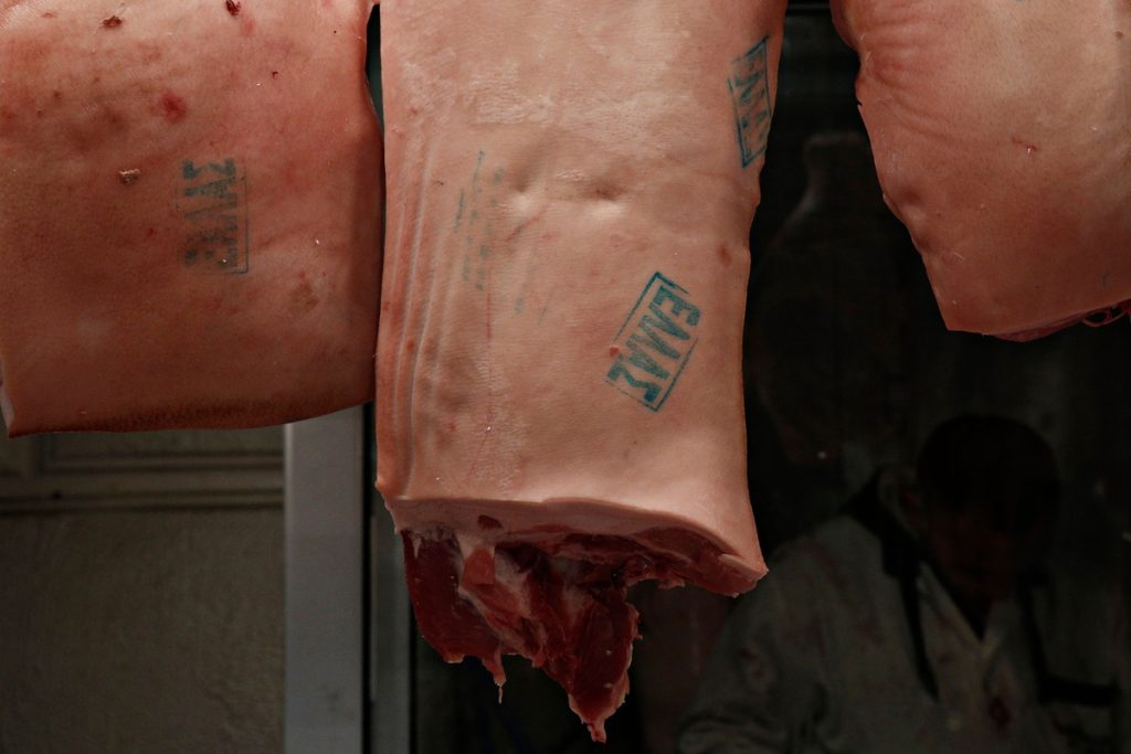 Πειραιάς: Κατασχέθηκαν14,5 τόνοι χαλασμένο κρέας – Το ζήτησε η ίδια η εταιρεία