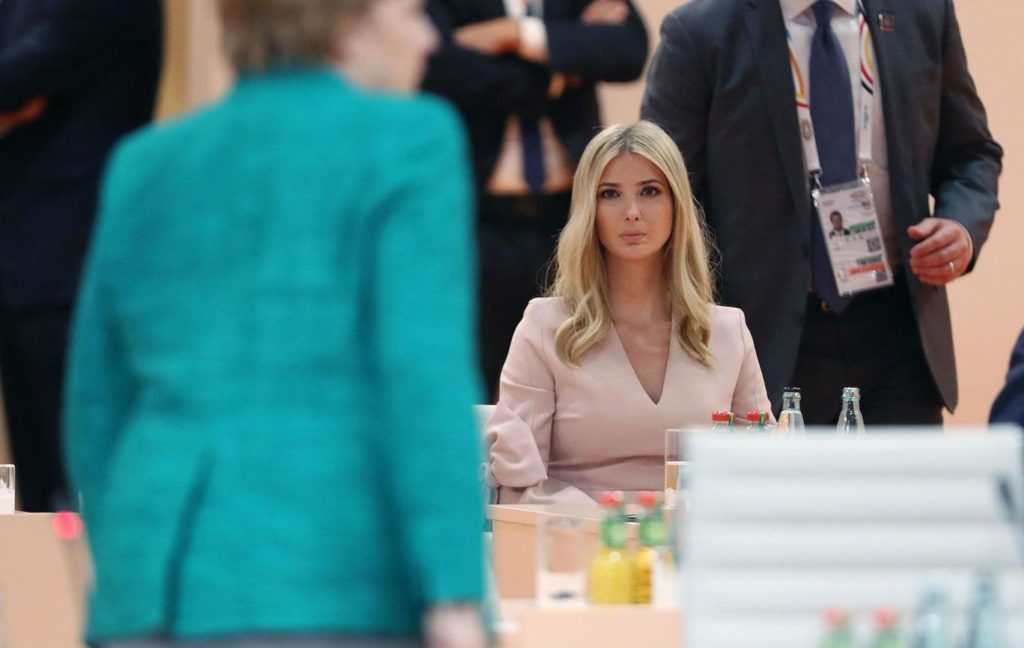 Ο Τραμπ άφησε στη θέση του την κόρη του, σε συνεδρίαση των G20!!