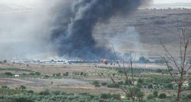 Μεγάλη φωτιά στα σύνορα Τουρκίας-Συρίας