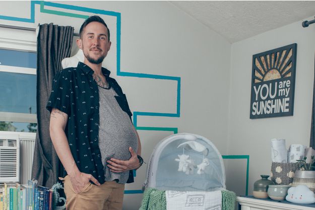Ο Τρίσταν είναι ένας ευτυχισμένος μπαμπάς – Αύριο θα γεννήσει το πρώτο του μωρό