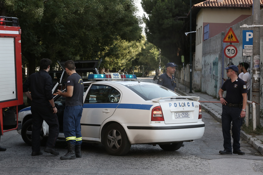 Λήξη συναγερμού για το «ύποπτο» δέμα κοντά στο σπίτι του Αμερικανού πρέσβη