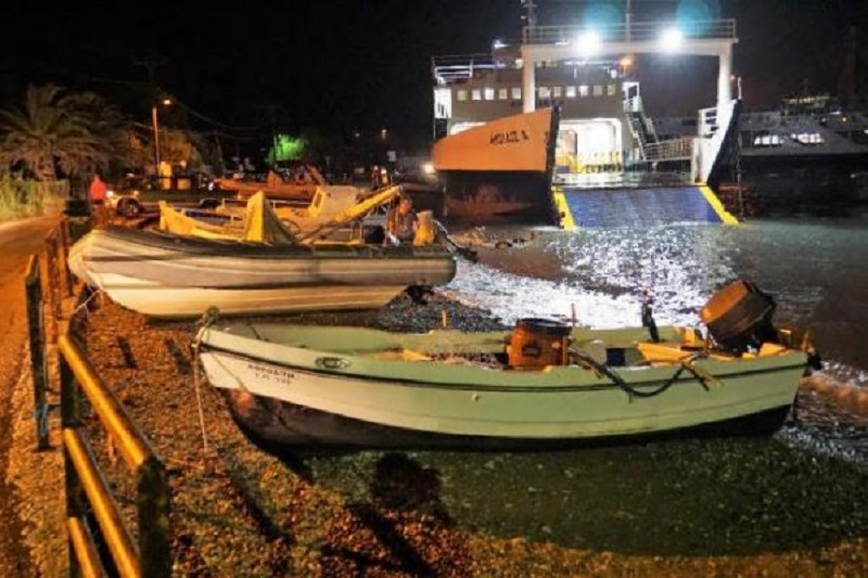 Ανεξέλεγκτο φέρι μποτ στο Ρίο λόγω της κακοκαιρίας: Παρέσυρε 15 σκάφη (Photos)
