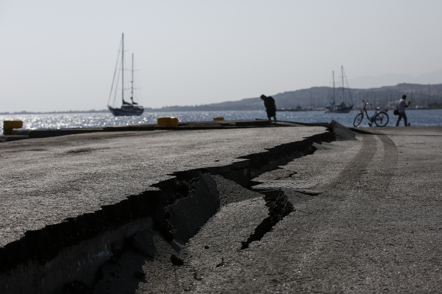 Άντεξε το λιμάνι της Κω – Πώς θα αντιμετωπιστεί η καθίζηση, πού προσεγγίζουν τα πλοία