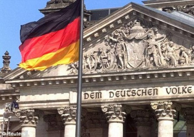 Γερμανία: Οι μετανάστες έστειλαν 4,2 δις ευρώ στις πατρίδες τους