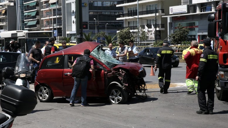 Δεκατρείς νεκροί από τροχαία τον Ιούλιο στην Αττική