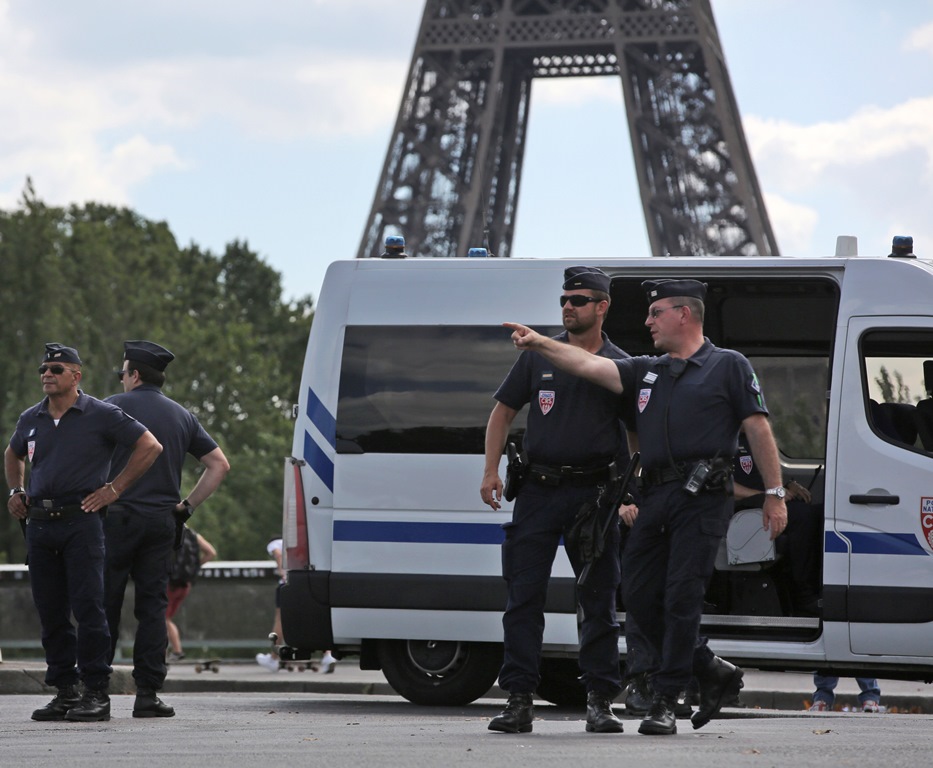 Γαλλία: Άνδρας με μαχαίρι συνελήφθη στον Πύργο του Άιφελ