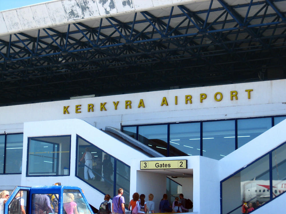 Θάνατος εργαζόμενου στο αεροδρόμιο της Κέρκυρας – Καταγγελίες για εργασιακό κάτεργο