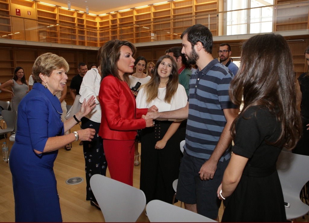 Συνάντηση των Υποτρόφων της Γιάννας Αγγελοπούλου στο Κέντρο Πολιτισμού “Σταύρος Νιάρχος”