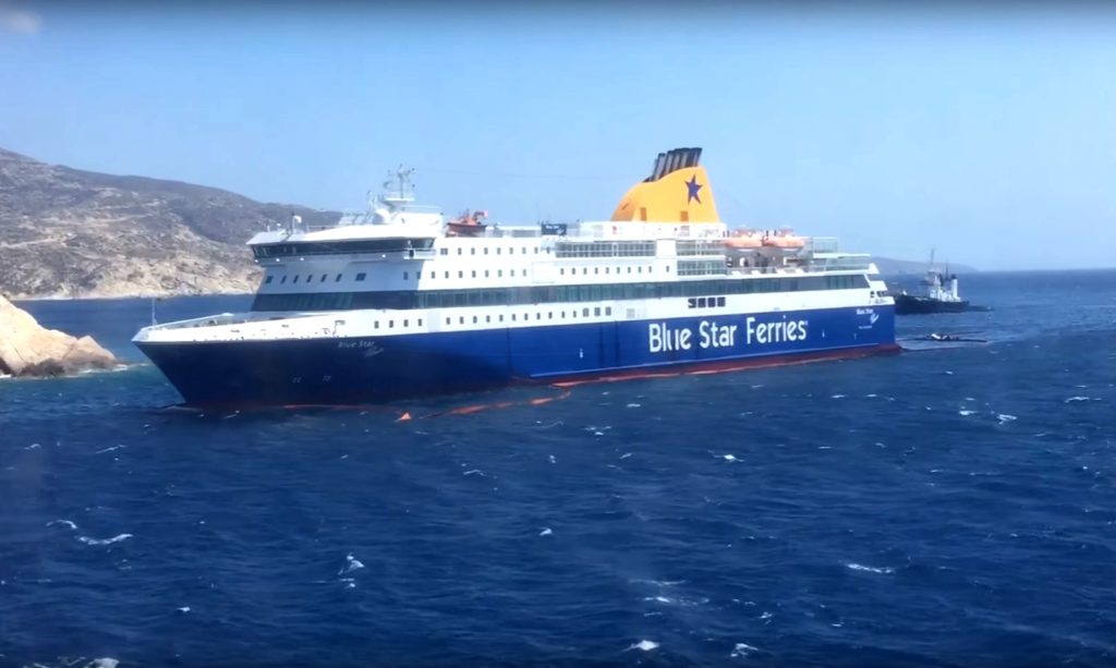 Πολλαπλά ρήγματα στο Blue Star Patmos – Συνεχίζονται οι προσπάθειες αποκόλλησης (Video)