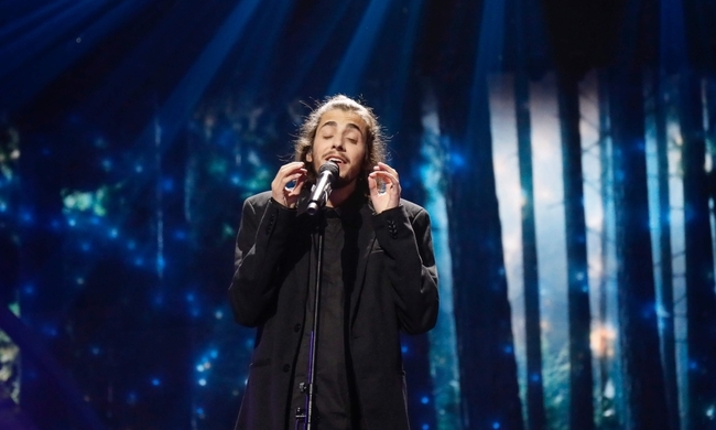 Κινδυνεύει η ζωή του νικητή της Eurovision – Χρειάζεται άμεσα μεταμόσχευση καρδιάς