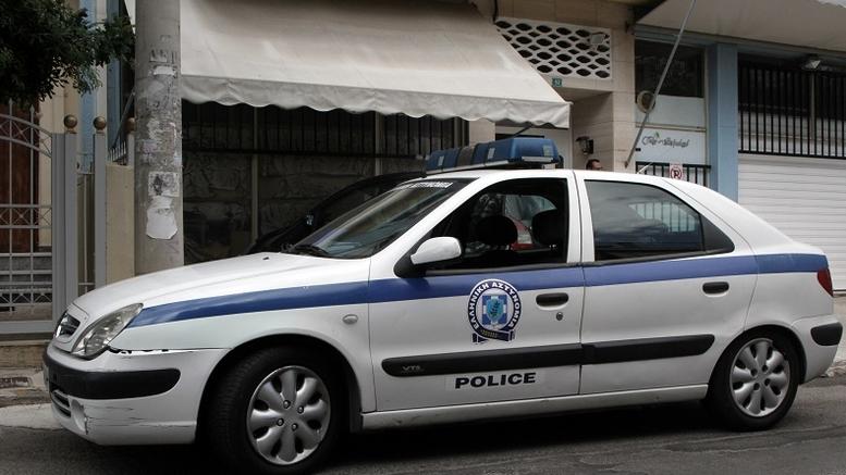 Χειροπέδες σε 15χρονη και τον 23χρονο σύζυγό της – Για έκθεση των δίδυμων μωρών τους σε κίνδυνο