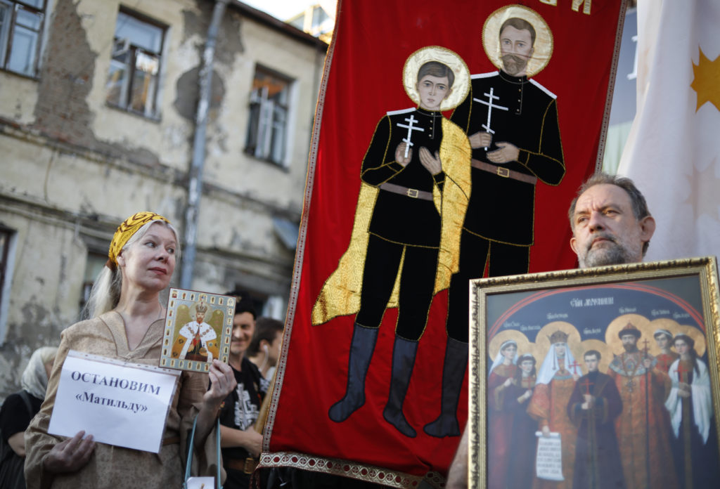 Ρωσία: Η σύλληψη του ηγέτη του «Χριστιανικού Κράτους» και η σχέση με την ταινία «Ματίλντα»