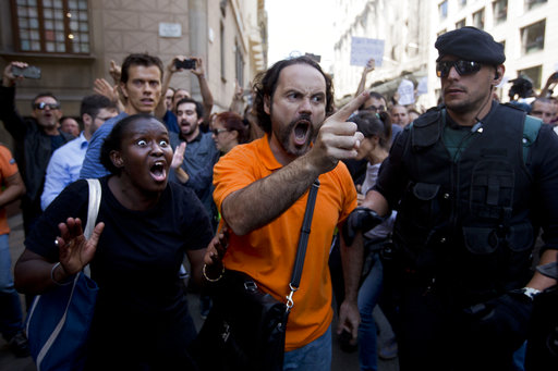 Ισπανία: Κινηματογραφική απόδραση Εθνοφυλάκων από το Καταλανικό Συμβούλιο Οικονομικών