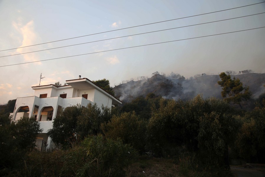 1.500 στρέμματα κάηκαν στην Κασσάνδρα Χαλκιδικής