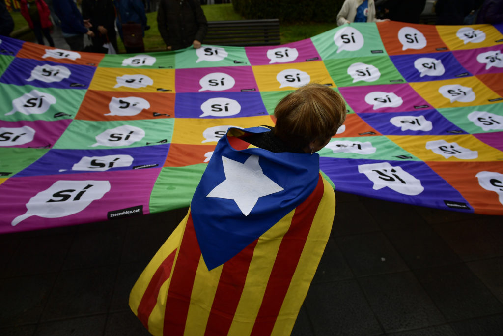 Η Καταλονία σε «πόλεμο» με τη Μαδρίτη – Την Τρίτη γενική απεργία