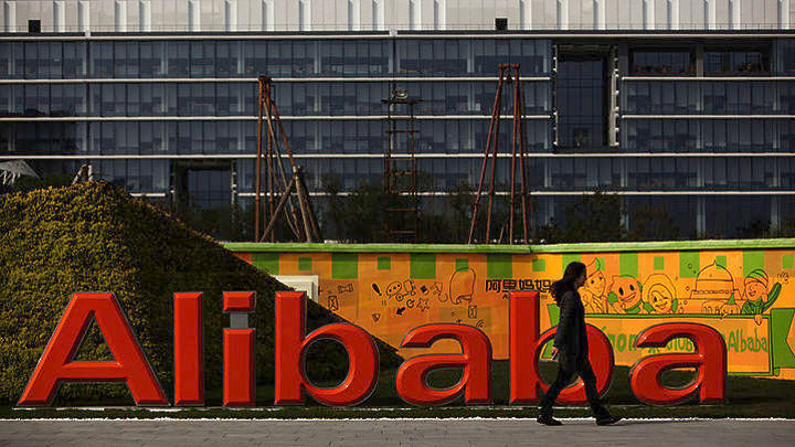 Κίνα Vs ΗΠΑ: Η Alibaba «έφαγε» την Amazon