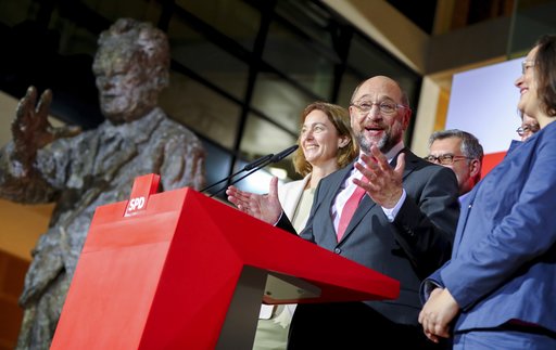 Γερμανία: Ανάσα για τον Σουλτς η νίκη του SPD στην Κάτω Σαξονία