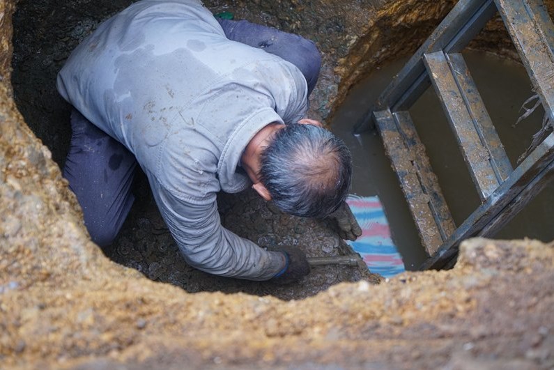 Κίνα: Χωρικός βρίσκει στο κελάρι του τέσσερις τόνους παλιά νομίσματα (Photos)
