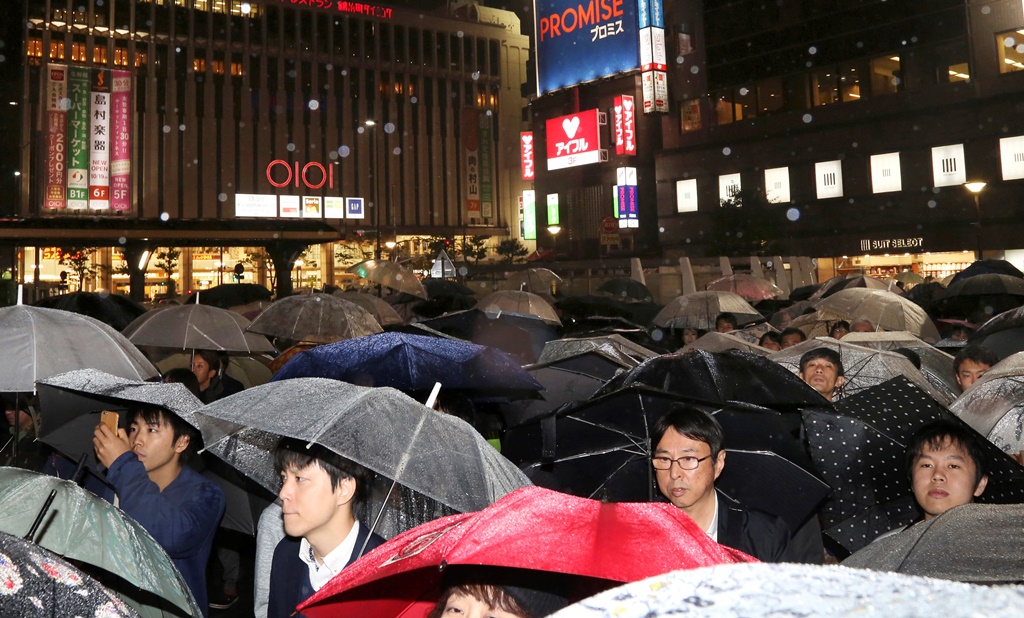 Ιαπωνία: Εκλογές εν μέσω τυφώνα