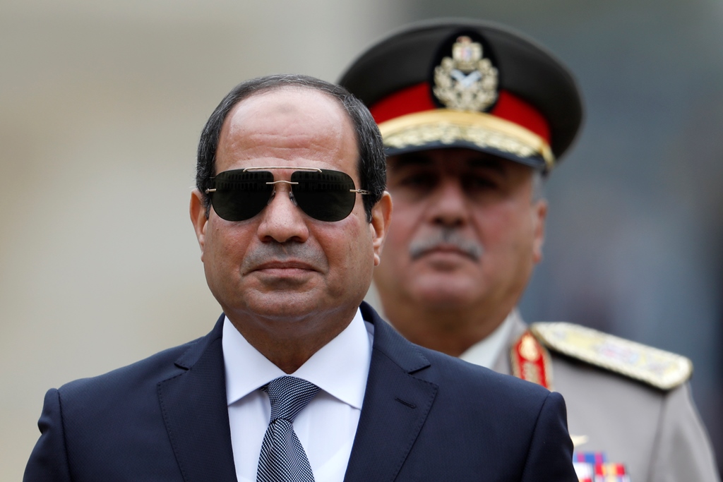 Αίγυπτος: Ο Σίσι έδιωξε τους επιτελείς στρατού και υπηρεσιών ασφαλείας