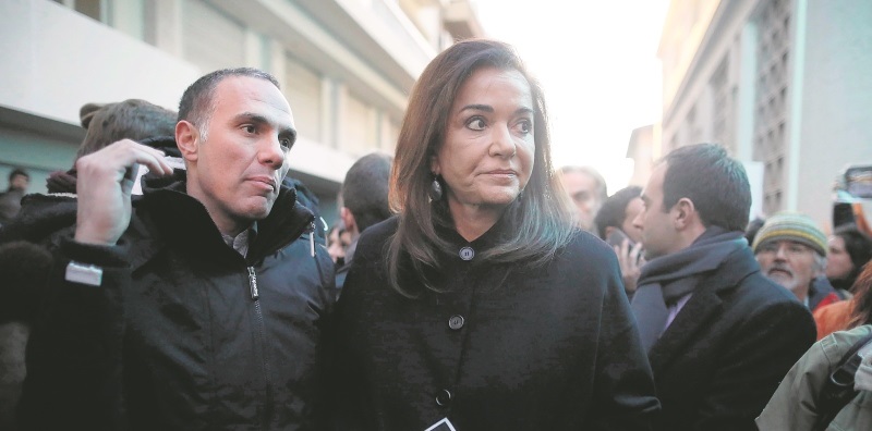 Οι συνομιλίες του επικεφαλής της φρουράς της Ντόρας με τον Μπαμπάμτση