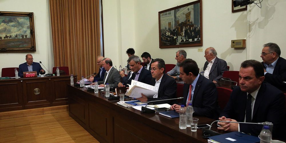 Ντυνάν: Με αποχή της ΝΔ υπερψηφίστηκε το άνοιγμα των  λογαριασμών και πολιτικών προσώπων