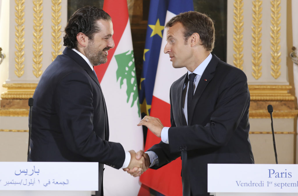 Από το Ριάντ στο Παρίσι πάει ο πρώην πρωθυπουργός του Λιβάνου, Σάαντ Χαρίρι, αποφεύγοντας την Βηρυτό