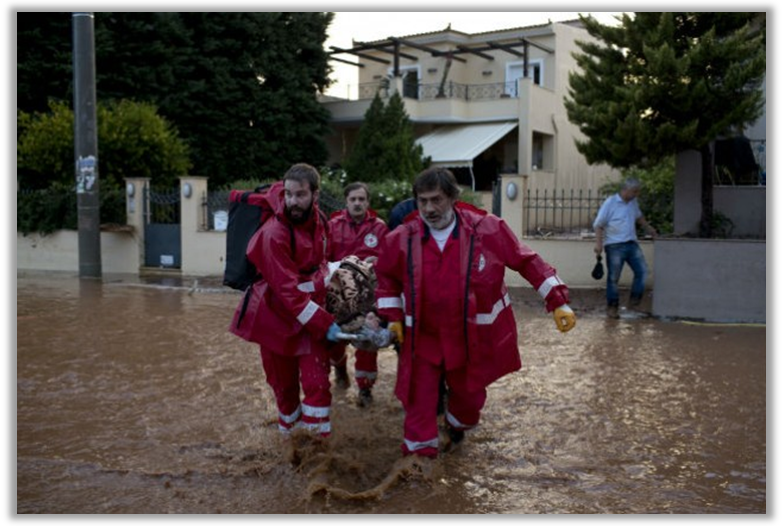 Ο Ελληνικός Ερυθρός Σταυρός από την πρώτη στιγμή δίπλα στους πληγέντες κατοίκους της Δυτικής Αττικής (Photos)