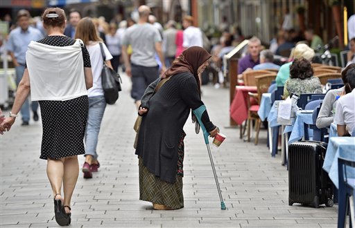 Γερμανία: Φορολόγηση άνεργων ζητιάνων – Θεωρούνται …ελεύθεροι επαγγελματίες