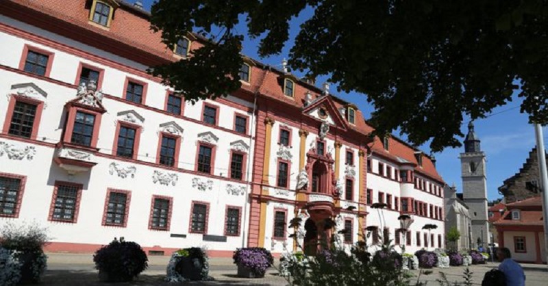 Νέος τρομο-συναγερμός στη Γερμανία: Πακέτο που είχε χειροβομβίδα σε κυβερνητικό κτίριο