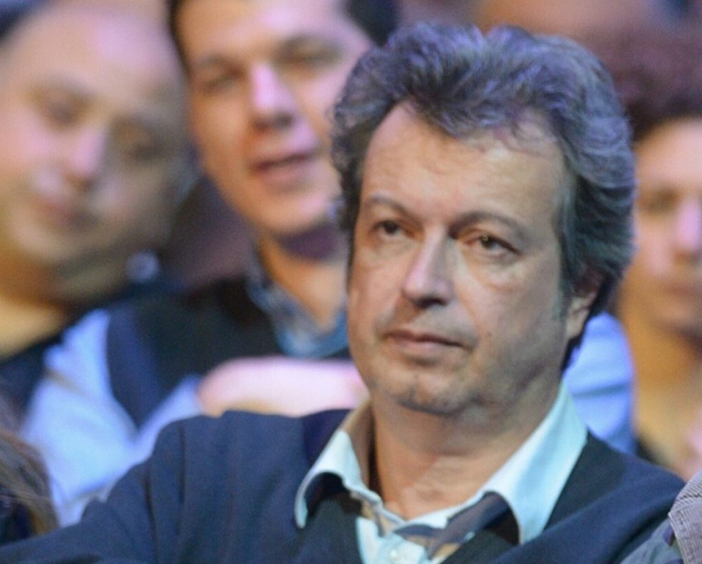 Ο Τατσόπουλος βλέπει «μαζικό κρετινισμό» και ξαναενοχλείται από τη Μποφίλιου