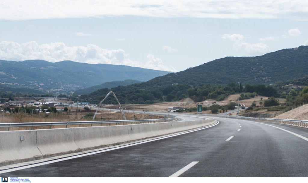 Στη κυκλοφορία το τμήμα Ξυνιάδα-Τρίκαλα του Ε65: Παρελθόν οι στροφές του Δομοκού – Τι θα γίνει με τα διόδια