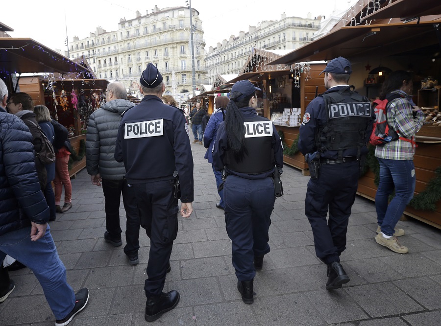 Γαλλία: Επί ποδός 100.000 μέλη των δυνάμεων ασφαλείας για τον φόβο των τζιχαντιστών