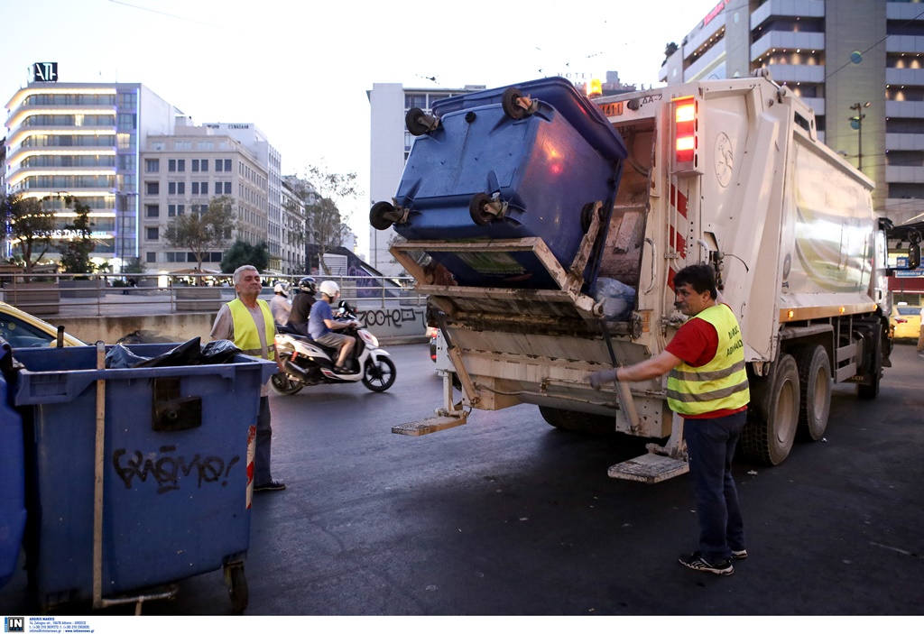 Δήμος Αθηναίων: Με ρέγουλα τα σκουπίδια το τριήμερο των Χριστουγέννων