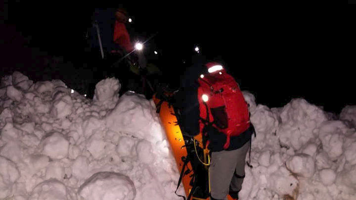Σώοι και ασφαλείς οι δύο ορειβάτες που αποκλείστηκαν στον Όλυμπο