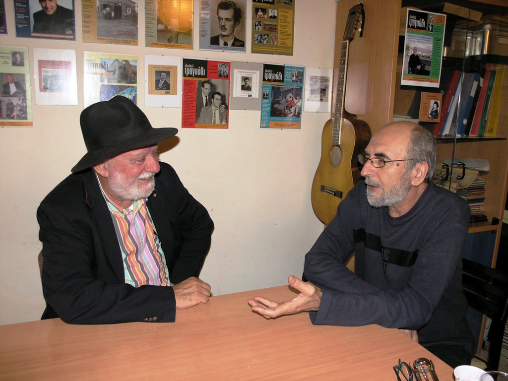 Ο Πέτρος Βαγιόπουλος, ο συνθέτης μεταξύ άλλων του «Πότε Βούδας, πότε Κούδας», μιλάει στο Documento για τραγούδια «ψυχικής ανάτασης»