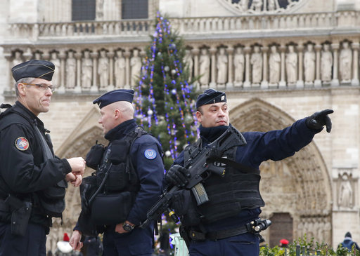 Δρακόντεια μέτρα ασφαλείας στο Παρίσι ενόψει Πρωτοχρονιάς