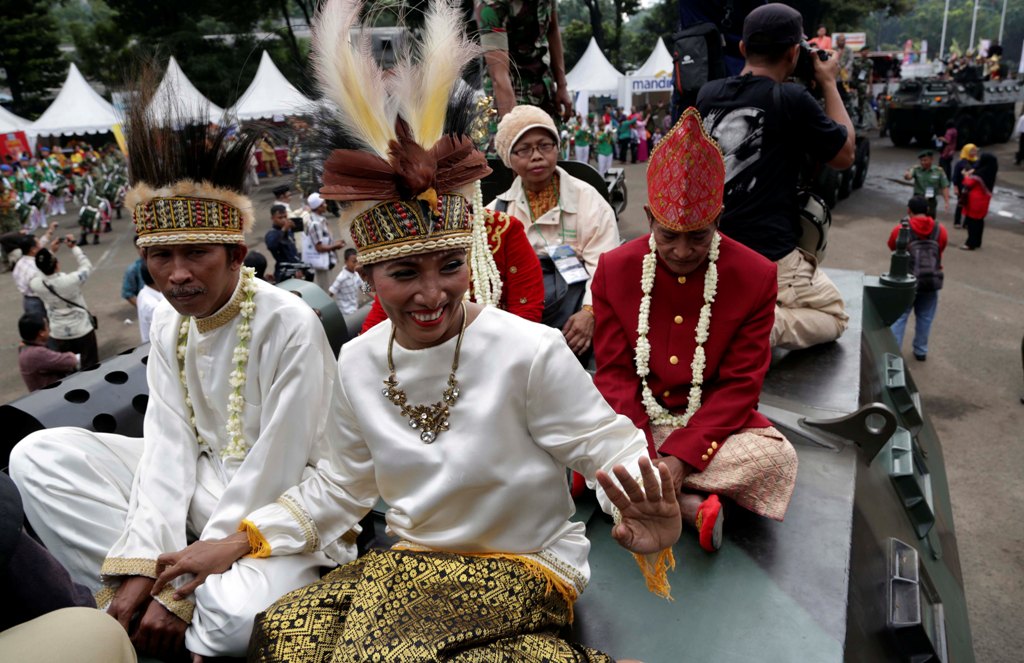 Ινδονησία: Ομαδικός γάμος 500 ζευγαριών στην αλλαγή του χρόνου