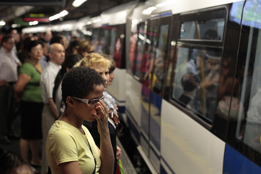 Αντίο στα χάρτινα εισιτήρια λέει το μετρό της Μαδρίτης