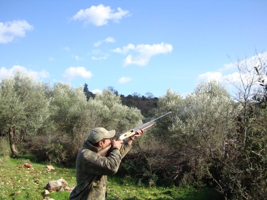 Κυνηγετικός σύλλογος καλεί τα μέλη του να μαζεύουν τους κάλυκες που χρησιμοποιούν