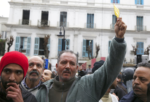 Τυνησία: Κοινωνικά μέτρα εξήγγειλε η κυβέρνηση για να περιορίσει τη λαϊκή οργή