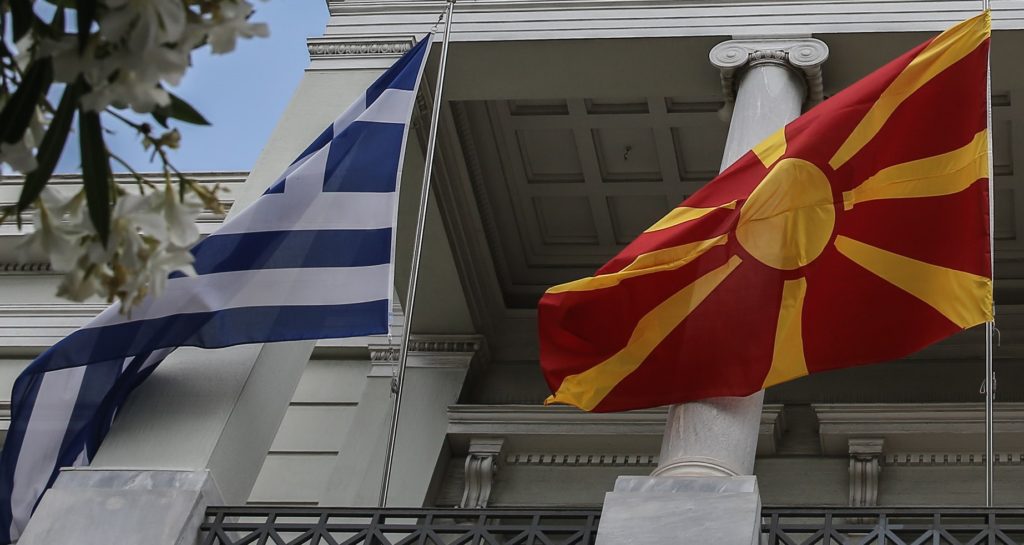 Ο υπουργός Εξωτερικών της ΠΓΔΜ «αδειάζει» επίσημα  τον διαπραγματευτή της χώρας