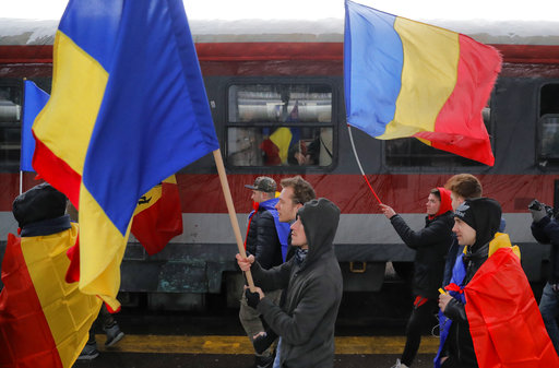 Στους δρόμους χιλιάδες Ρουμάνοι κατά της διαφθοράς