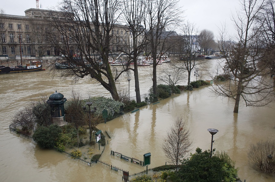 Συναγερμός στη Γαλλία: Ανεβαίνει η στάθμη των υδάτων σε Σηκουάνα και Ρήνο
